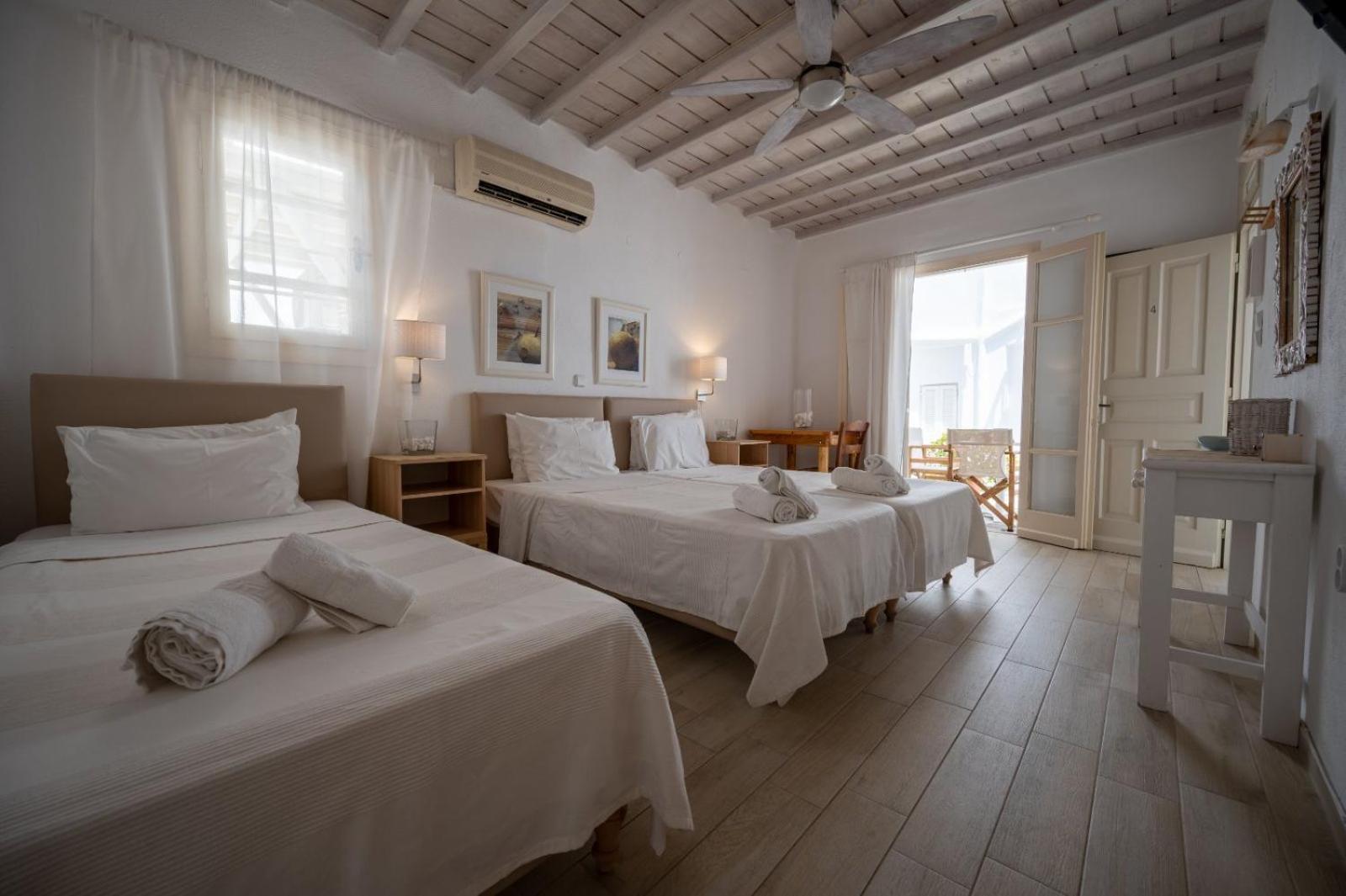 Twins-trisa Ornos (Mykonos)